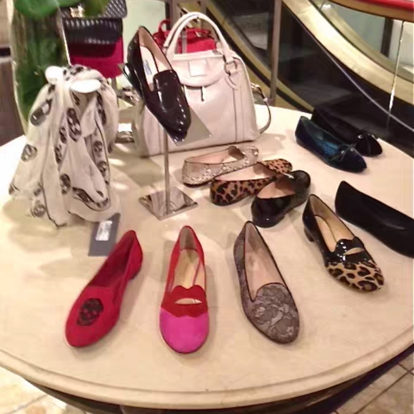 NWOT Alexander McQueen Embroidered Skull Smoking Slipper, Fuchsia - Picture 13 of 13